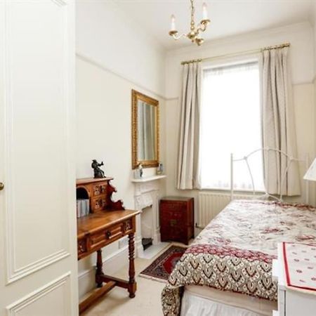 Large 3 Bed Flat In Central Wimbledon Londýn Exteriér fotografie